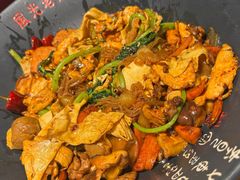 -风光老灶麻辣香锅(大成路翠微百货店)