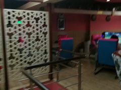 -小魔虎电竞馆·二进制店