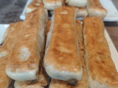 牛肉尖椒香菜褡裢火烧-福荣居褡裢火烧京味家常菜(西四店)