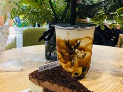 -THE ALLEY 鹿角巷(合生汇店)