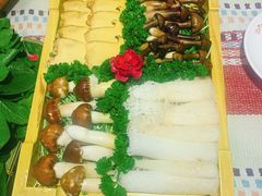 -慢丽江·云南野生菌土鸡锅(付家庄店)