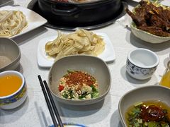 -九寨特色牦牛肉汤锅 羊肉汤锅