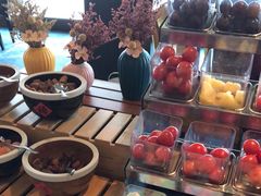 -宝利来国际大酒店-凤凰阁旋转餐厅