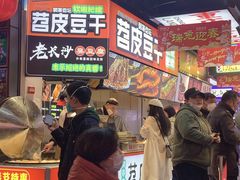 -八一好吃街·高品美食广场