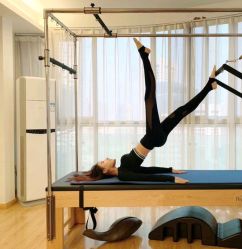 -康舒普拉提工作室control pilates