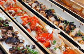 Steamed Fish Head with Chopped Chili in Bamboo Tube
