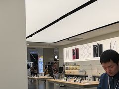 -华为授权体验店(中山公园来福士)