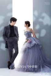 -雪中彩影婚纱摄影·微光艺术中心