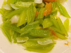 西芹百合炒白果-顺风海鲜港(金玉兰店)