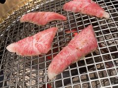 -铭牛烧肉·和牛海鲜自助(高新月牙湖店)