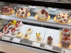 -花花卷卷·鲜食蛋糕(静安久光百货店)