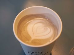 黑芝麻牛轧糖拿铁-KYO COFFEE(胶州路店)