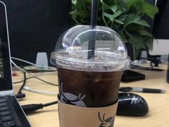 -瑞幸咖啡(三里屯SOHO-6号楼店)