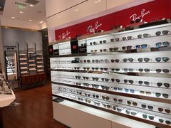-LensCrafters亮视点·OAKLEY精选(静安嘉里中心店)