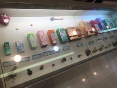 -茂昌眼镜(南京东路店)