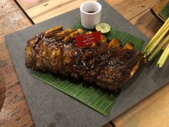 BBQ猪肋排-Naughty Nuri’s Phuket