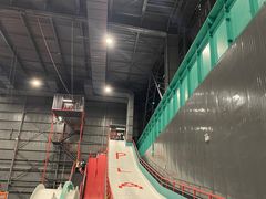 -极限PLAY运动娱乐新世界·团建派对潮玩休闲馆·室内蹦极高空游乐园