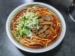 -薛记襄阳香辣牛肉面(平安路店)