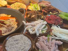 -赵美丽·重庆社区火锅·直营店(火车东站·中豪国际店)