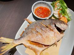 香煎鲳鱼-大头虾越式风味餐厅(光明广场店)