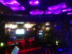 -聚点酒吧(龙湖滨江天街店)