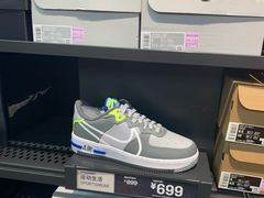 -NIKE上海青浦优选体验店
