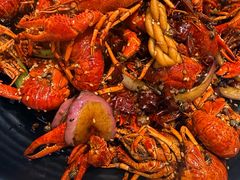 -指爱龙虾(金杨路总店)