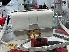 -DIOR迪奥(德基广场女装店)