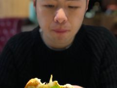 -拉亚汉堡经典餐厅(商城路店)