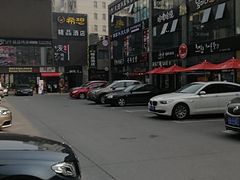 -天乐广场(食多滋美食城店)