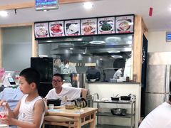 -一家人剪刀面(海伦国际店)