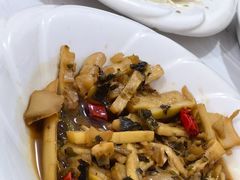 -天乐农家鱼头王(天目湖店)