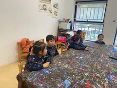 -爱乐梵国际儿童教育中心(古美店)