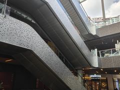 -瑞虹新天地月亮湾