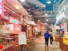 大堂-CITY MART城市集市·里弄(北外滩来福士广场店)