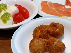 -萨莉亚意式餐厅(杭州滨江天街店)