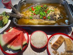 -蜀渔港·鱼缸烤鱼店(华山珑城店)