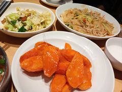 -关东小磨东北菜(上海长风大悦城店)