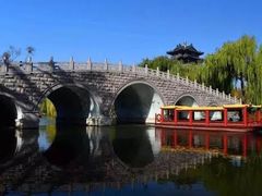 -鹊华居·地道鲁菜·海鲜·融合味(大明湖店)