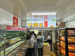 -嘎嘎香·大茶缸麻辣烫