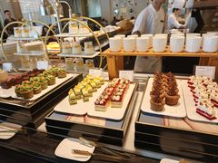 -圣丰索菲特·2 On 988 Café 自助餐厅