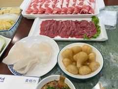 -楼外楼大刀肉传统火锅(西安大路店)