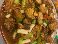 渔村鲍鱼炒鸡-小船渔村•大连菜•大连焖鱼(明泽街店)
