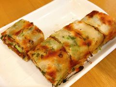 葱饼卷牛肉-台北楚楚园馅饼粥(虹桥南丰城店)