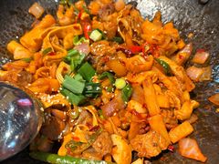 -富正毅三下锅(体育馆店)