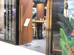门面-CoCo都可(合生汇店)