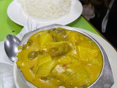 咖喱牛肉饭-胜利茶餐室