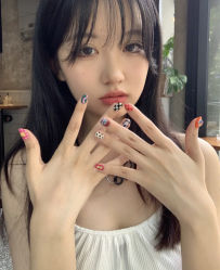 -七月美睫 美甲