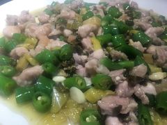 -万重锦·人文川菜馆(骡马市店)