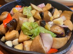 包烧野生牛肝菌-云海肴·汽锅鸡·云南代表菜(天津国金汇店)